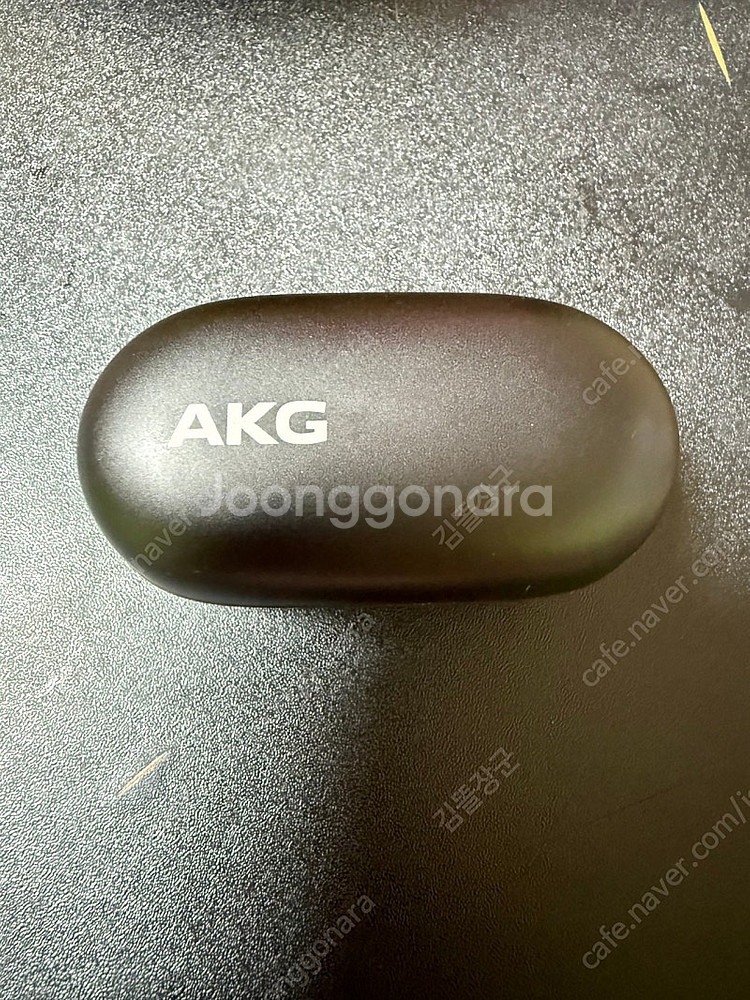AKG 블루투스 노이즈캔슬링 이어폰 판매합니다.--0