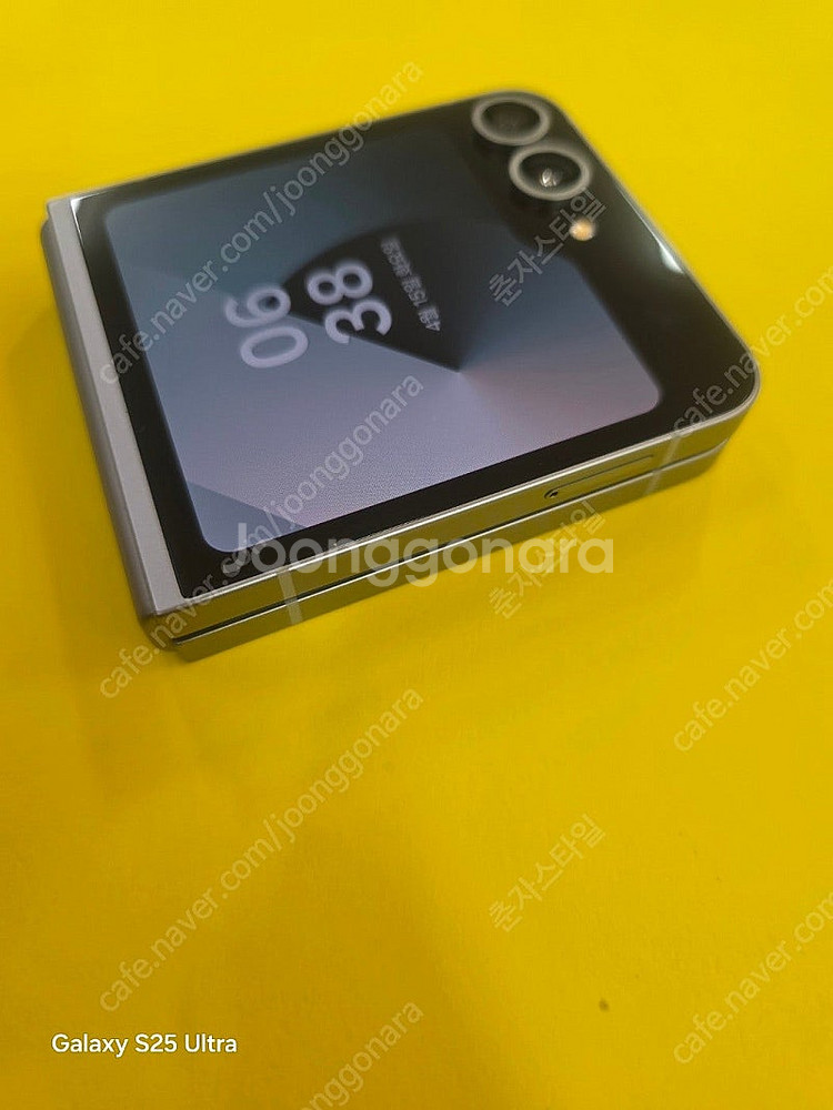 삼성Z플립6 S급 보증기간많음 256GB 수원인근 집앞...--3