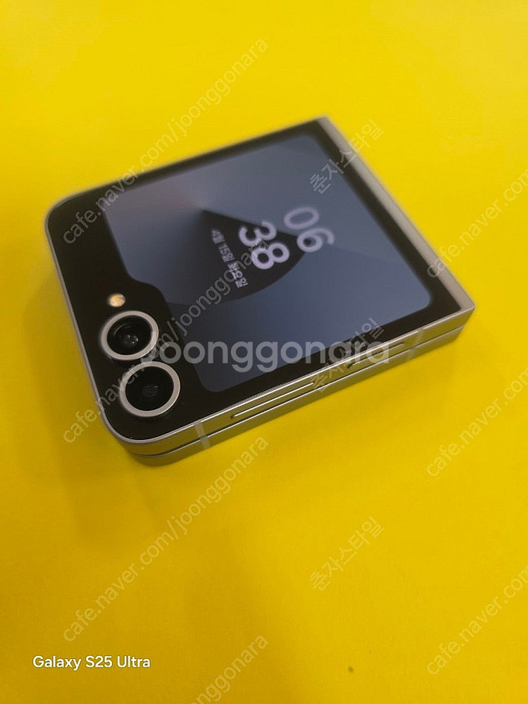 삼성Z플립6 S급 보증기간많음 256GB 수원인근 집앞...--4