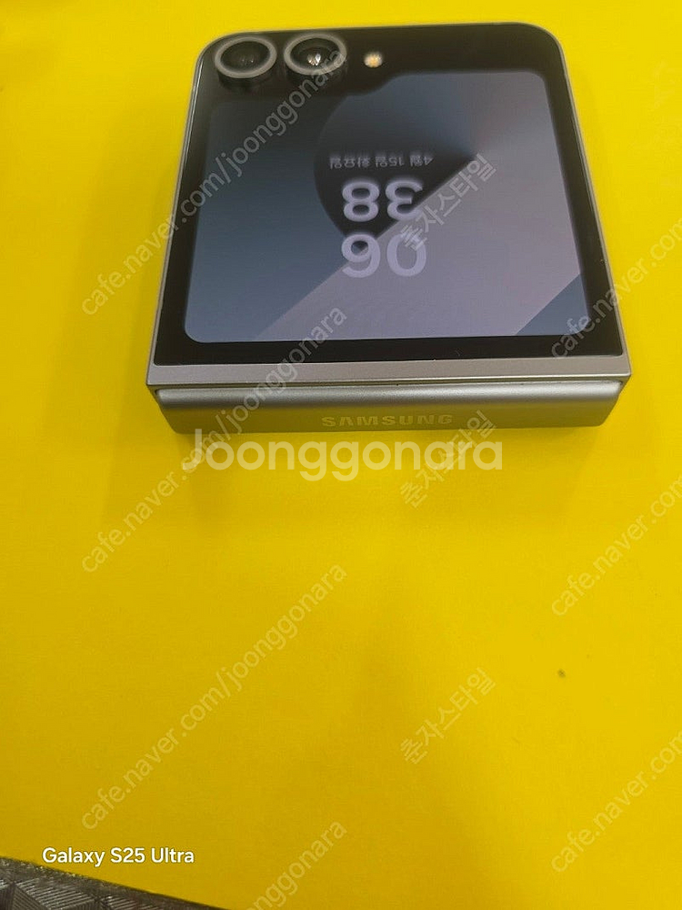 삼성Z플립6 S급 보증기간많음 256GB 수원인근 집앞...--5