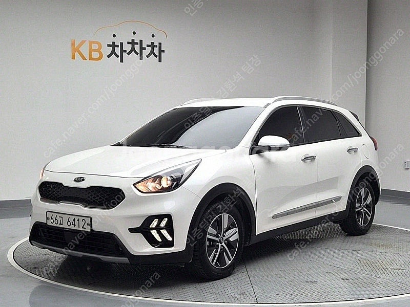 기아 니로 중고 니로 더 뉴 니로 중고차 흰색 2020...--0
