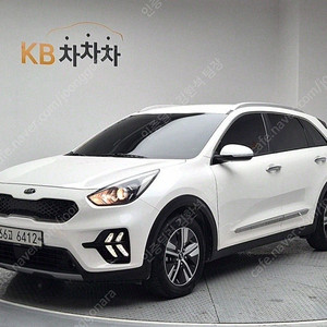 기아 니로 중고 니로 더 뉴 니로 중고차 흰색 2020년식 1.6 HEV 프레스티지 중고차 구매상담