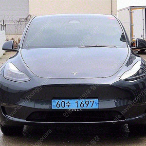 테슬라 모델 Y 중고 테슬라 중고 회색 2024년식 12,191km 롱 레인지 중고차가격시세