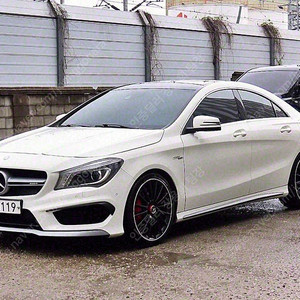 벤츠 A클래스 중고차 벤츠 중고차 수입중고차 흰색 2016년식 71,085km A45 AMG 4MATIC 최상급 차상태