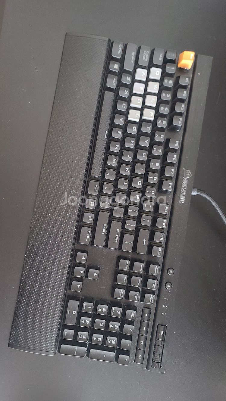 커세어 키보드 팝니다--1