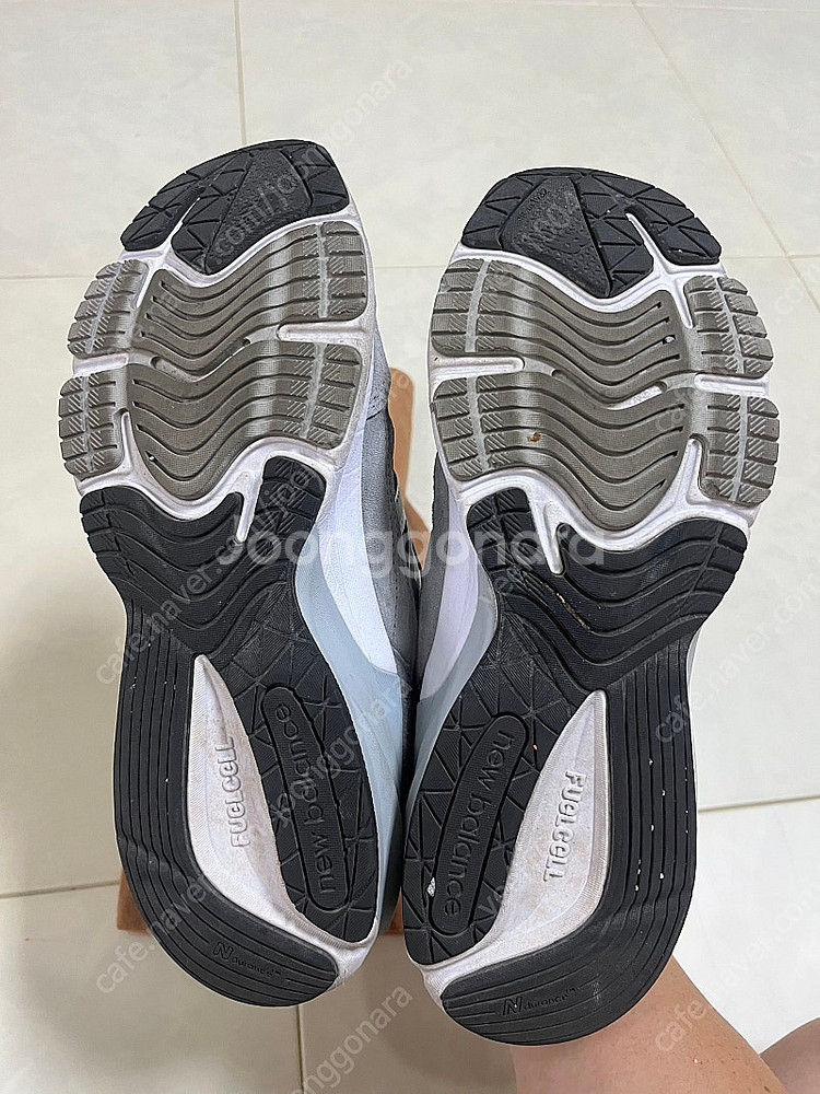 뉴발란스990V6 275사이즈 판매--4
