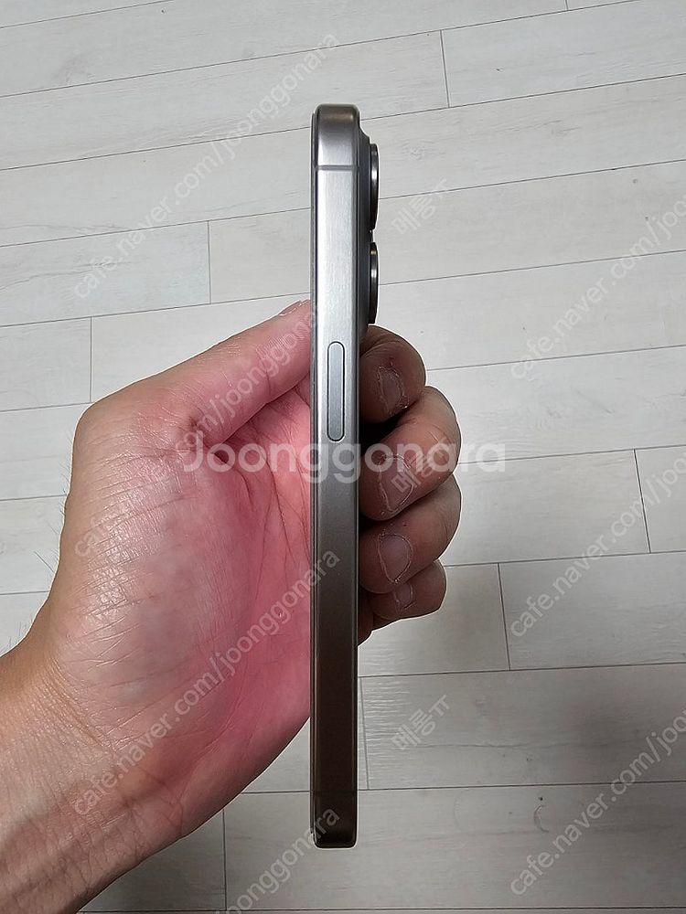 아이폰 15 Pro 256G 네츄럴 티타늄 S급 판매합...--2