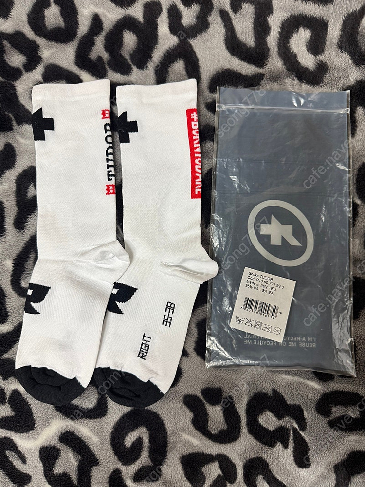 아소스.TUDOR프로팀 레플리카 빕숏 사이즈S판매--4