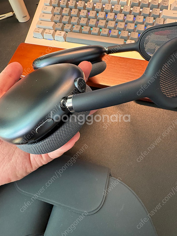 에어팟 프로 2세대 (USB-C) 상태 새상품--3