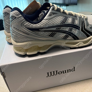 [판매] Asics x JJJJound Gel-Kayano 14 White Midnight us 8.5 아식스 x 자운드 젤카야노 14 화이트 미드나잇 265