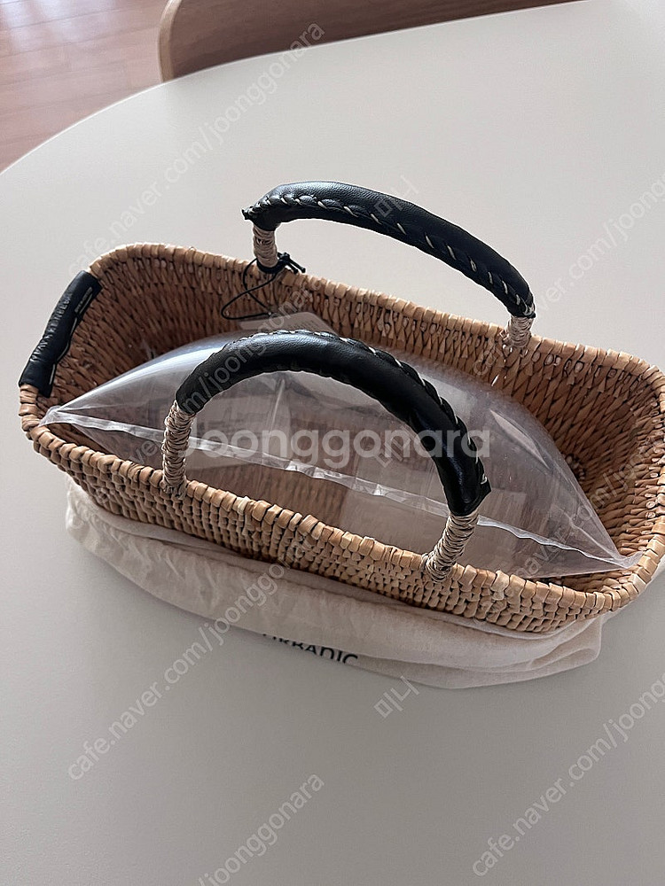 얼바닉 바스켓백 미듐--1