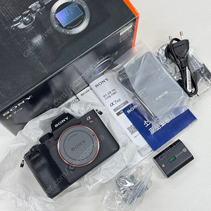 소니 A7R4A , 삼양 14-24mm , 28-135mm , 14GM , 20-70mm , 탐론 20mm F2.8 , BC-QZ1