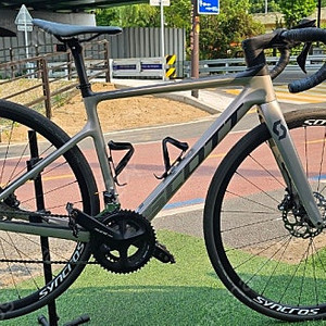 스캇 에딕트30 (xs/49size) 팝니다