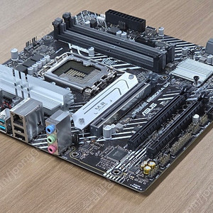 고장난 아수스 b660m 메인보드 팝니다.