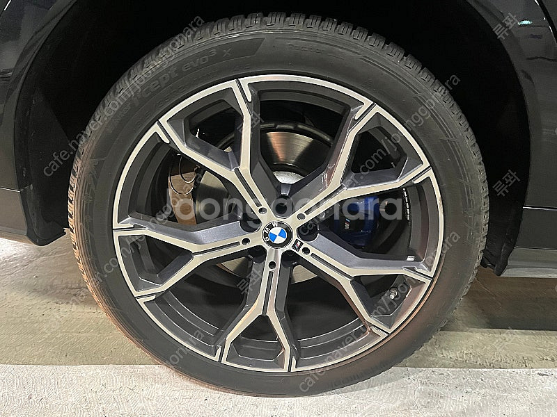 BMW X5,6 윈터타이어팝니다.(경기광주 보관중)--2