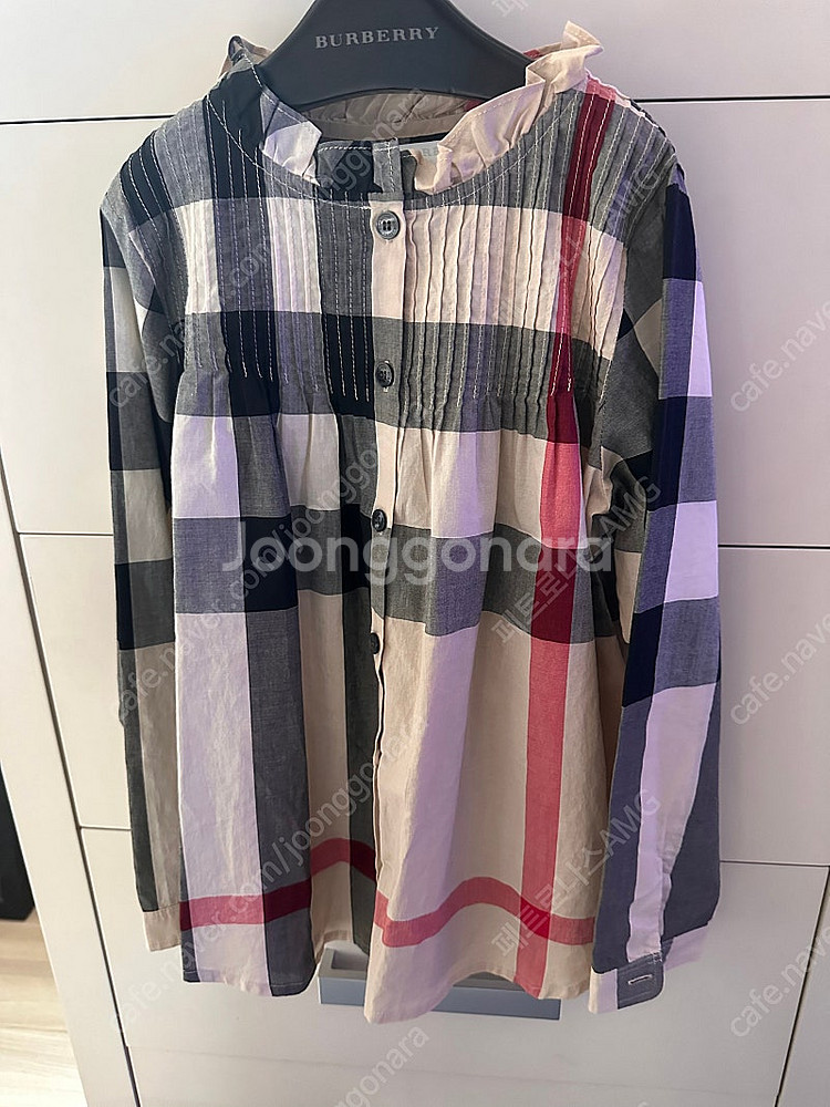 버버리 키즈 블라우스셔츠 8Y(128cm) 국내백화점구...--1