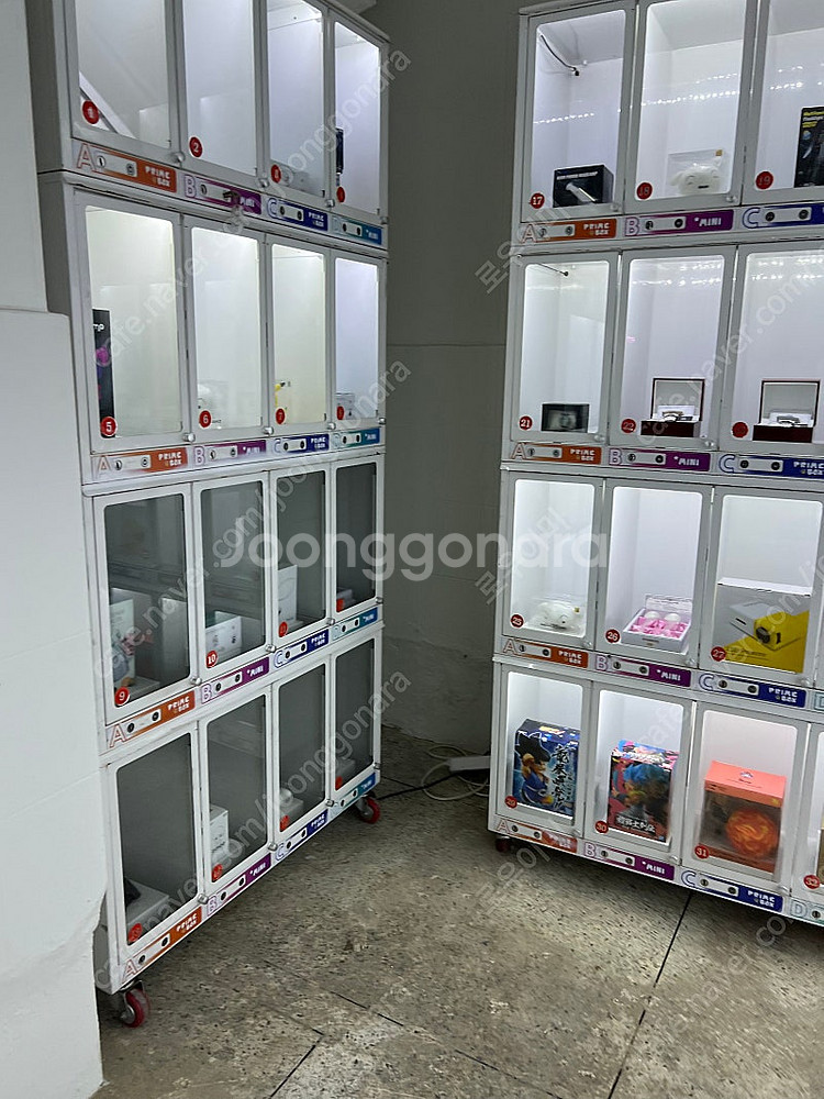 꽝없는 뽑기기계 팝니다 토이박스도 팝니다--1