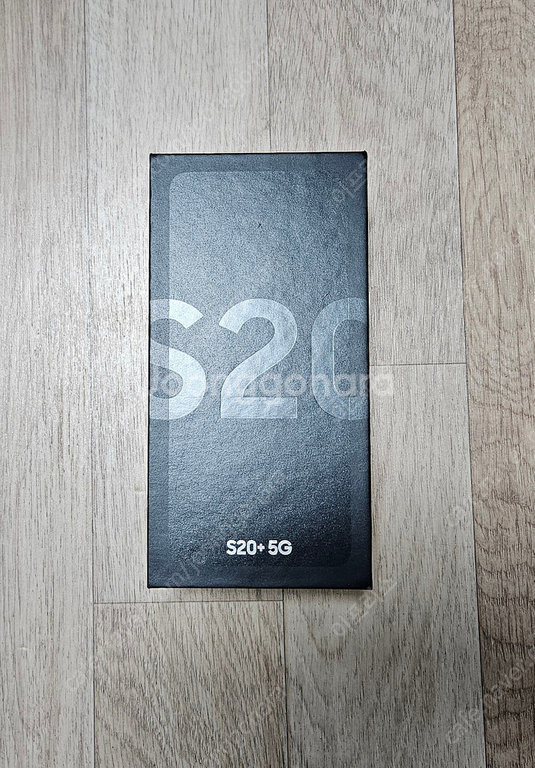 갤럭시s20+ 256G 액정 및 배터리교체한 핸드폰 택...--5