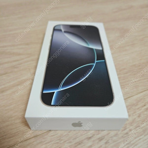 아이폰16 프로 256GB 자급제 미개봉 블랙티타늄, 화이트티타늄 직거래