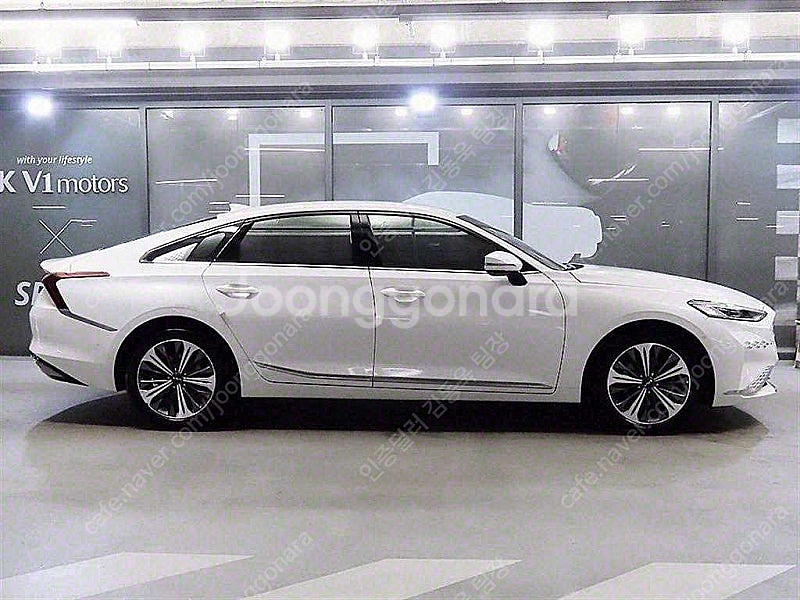 40,557 km K8 중고 하이브리드 시그니처 중고자...--8