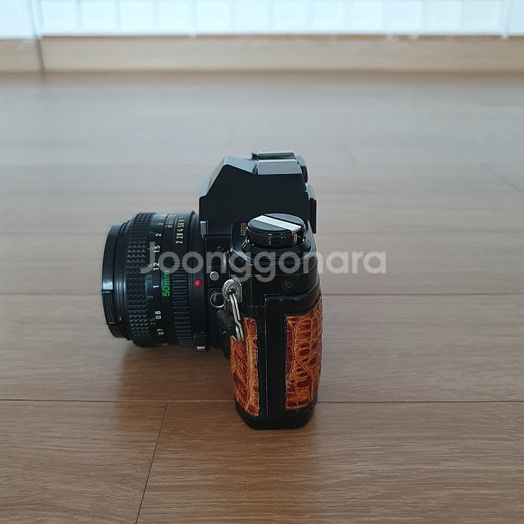 캐논 AE-1 필름카메라 (배송비,렌즈 포함)--1