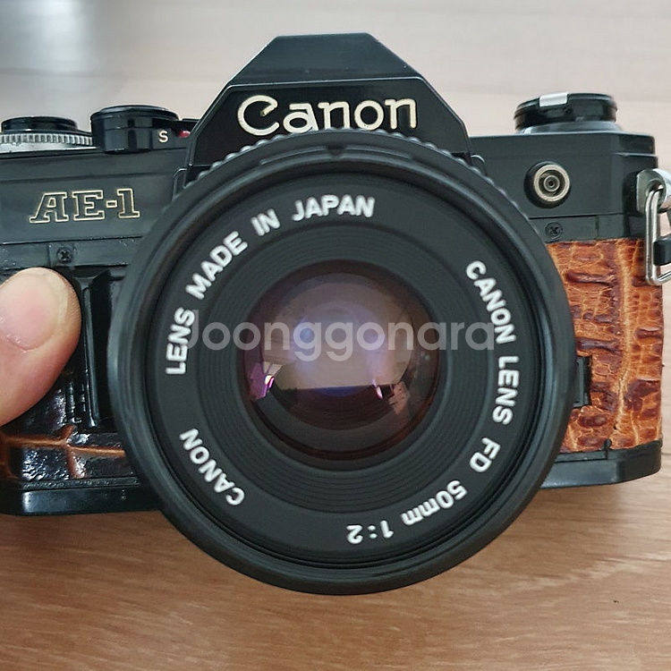 캐논 AE-1 필름카메라 (배송비,렌즈 포함)--7