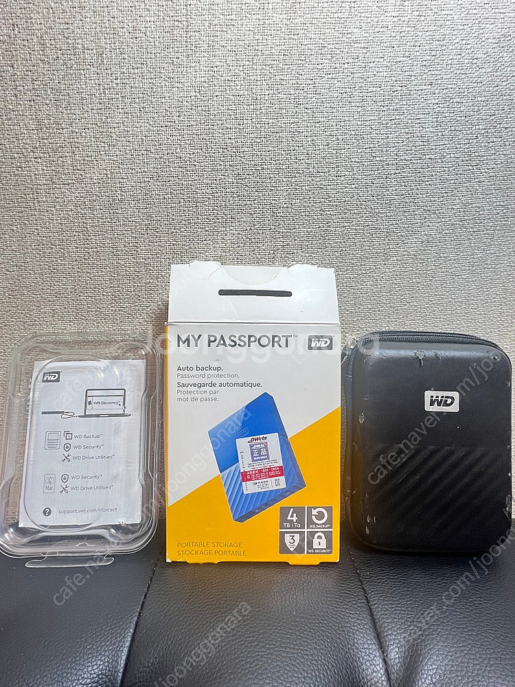 WD My Passport 4TB 외장 HDD--0