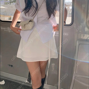 더위시 리즈(leeds) sheer 플레어 스커트 S사이즈 판매합니다