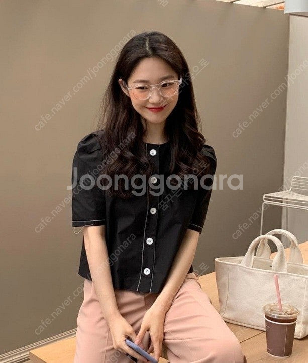 프롬비기닝 스티치 퍼프 블라우스--1