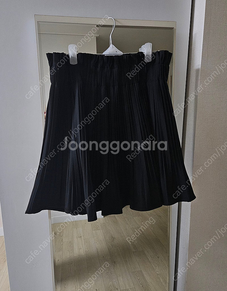 자라 Zara 여성 플리츠 스커트 치마 스커트 블랙--2