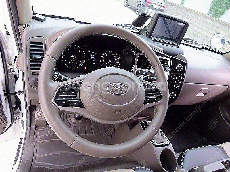 캠핑카 중고 포터2 흰색 2022년식 18,606km ...--8