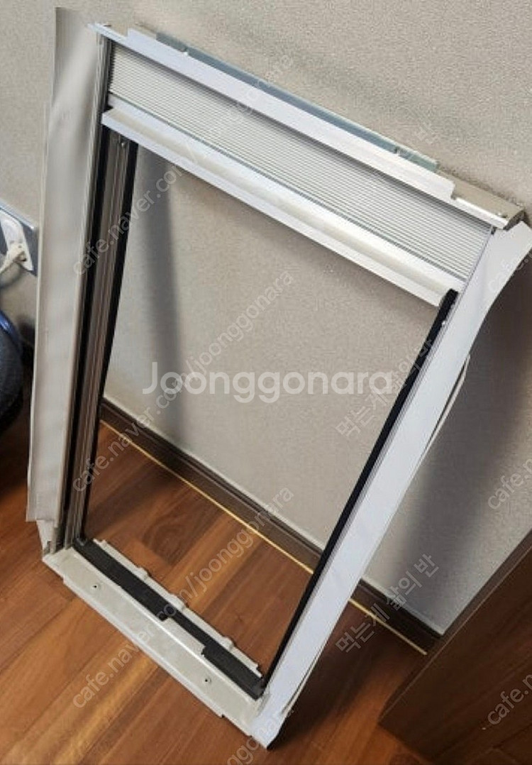 [삽니다] 21~22년식 삼성 창문형 에어컨 기본설치키...--0