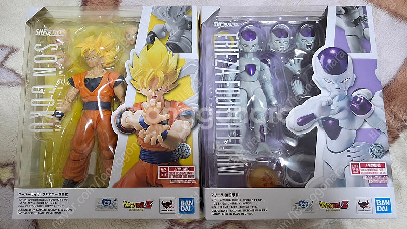 shf 슈퍼사이어인 손오공 -풀파워- 판매합니다.--0