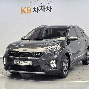기아 니로 중고 니로 더 뉴 니로 중고차 회색 2022년식 45,705km 1.6 HEV 프레스티지 중고차판매