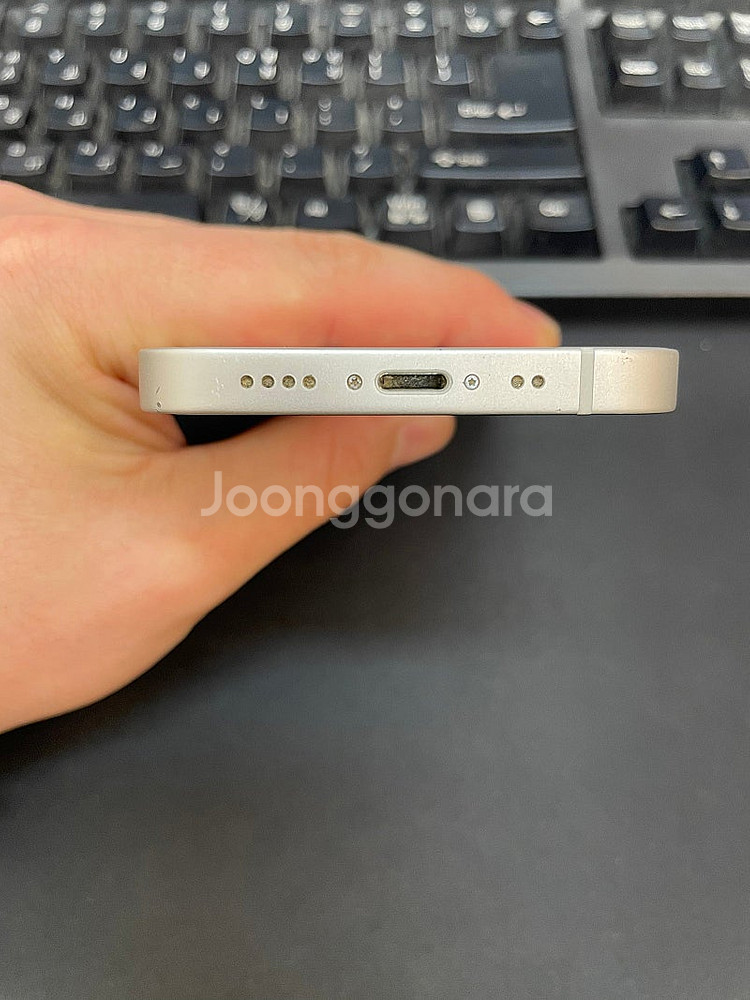 아이폰12미니 화이트 128GB 상태좋은 중고20만팝니...--5