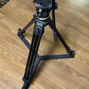 셔틀러 에이스 M GS 1002 그라운드스프레더 삼각대 Sachtler ACE M GS 1002