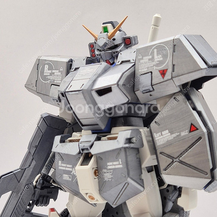 도색작 mg 건담 NT-1 알렉스2.0 반다이 프라모델...--2