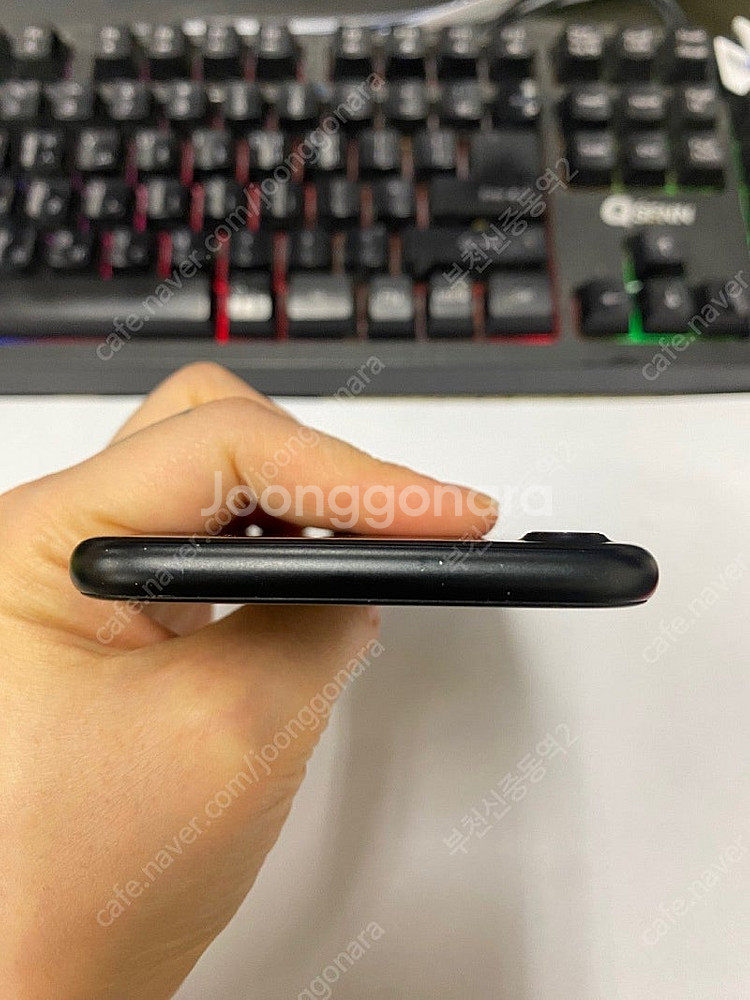 197269 아이폰7 매트블랙 외관깔끔 32GB 무잔상...--3