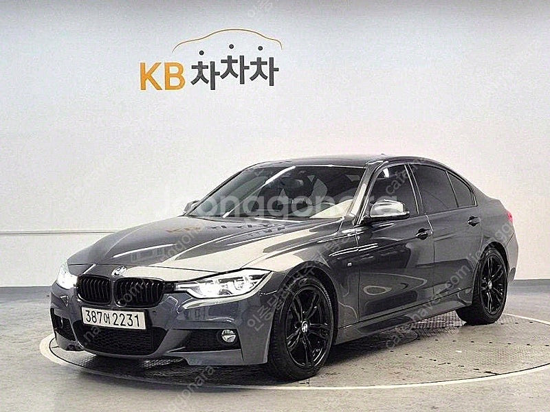 BMW 3시리즈 중고 BMW 320d 중고승용차 3시리즈 중고차 회색 2017년식 320i M 스포츠 중고차구매--0