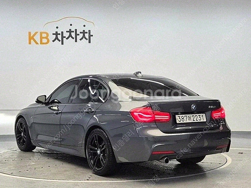 BMW 3시리즈 중고 BMW 320d 중고승용차 3시리즈 중고차 회색 2017년식 320i M 스포츠 중고차구매--3