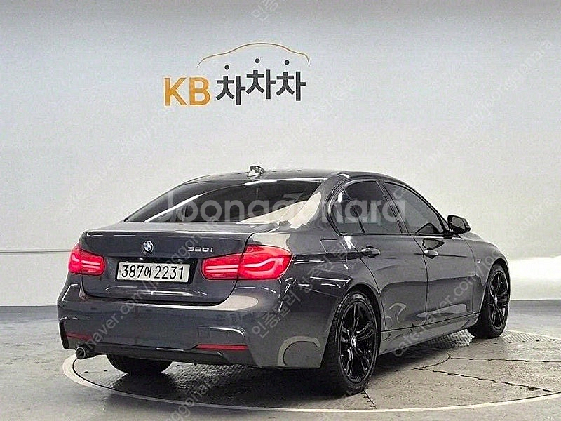 BMW 3시리즈 중고 BMW 320d 중고승용차 3시리즈 중고차 회색 2017년식 320i M 스포츠 중고차구매--4