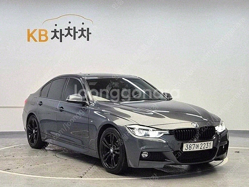 BMW 3시리즈 중고 BMW 320d 중고승용차 3시리즈 중고차 회색 2017년식 320i M 스포츠 중고차구매--5