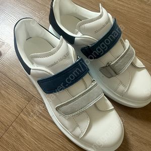 (새상품) 알렉산더맥퀸 키즈 스니커즈 33