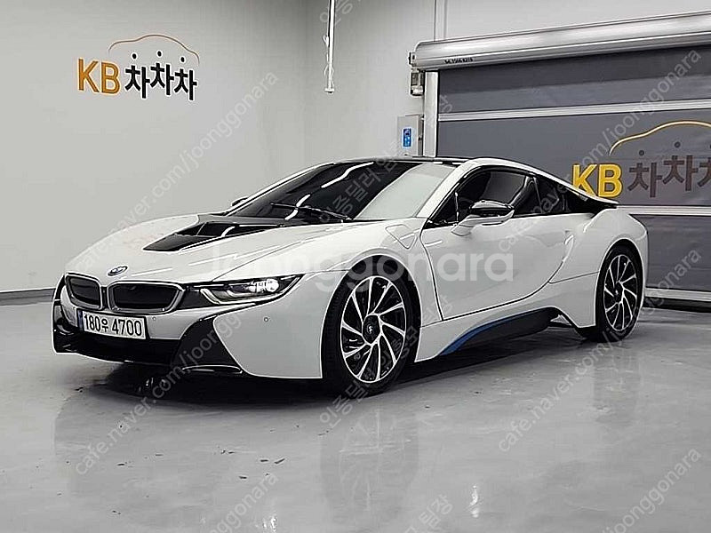 BMW i8 중고 bmw i8 중고차 흰색 2015년식...--0