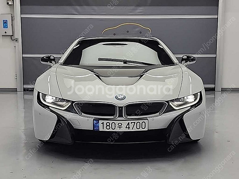 BMW i8 중고 bmw i8 중고차 흰색 2015년식...--3