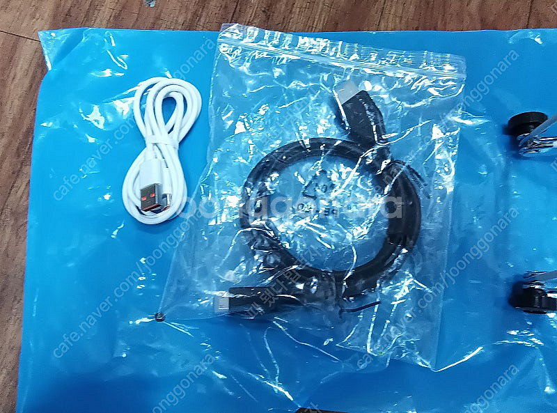 12인치포터블모니터거치대포함--3