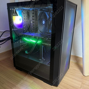 고성능 게이밍 컴퓨터 PC 판매합니다. RTX4070Ti SUPER 16G 라이젠 9600X 32GB 2TB