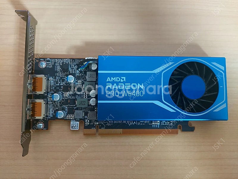 라데온 프로 W6400 1슬롯 무전원 그래픽카드--0