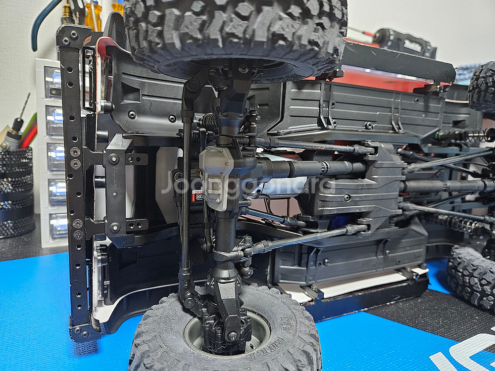 TRX4 디펜더 판매합니다.--2