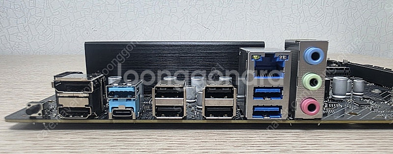 ASRock B650M PG LIGHTNING 팝니다--5